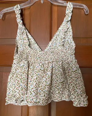 Crop Top Size M thumbnail 4