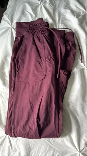 Lululemon joggers  thumbnail 3
