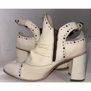 Freebird Distressed Festival Stud Jericho White‎ Leather Boots Ankle Booties 12 thumbnail 16