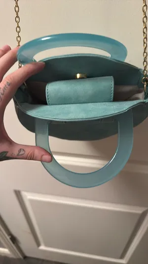 Wet Seal Chain Cross Body Purse thumbnail 4