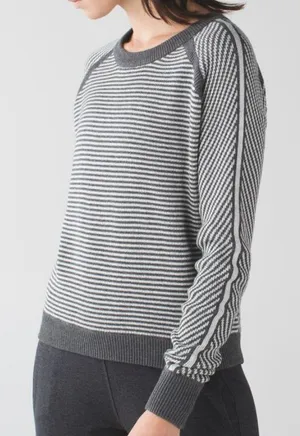 Lululemon Devi Crew Knit Sweater Heathered Gray Cozy Loungewear Winter Cabincore thumbnail 1