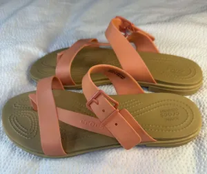 Crocs Tulum Toe Post Thong Womens Sandals Orange/Beige Buckle Strap Size 9 thumbnail 1