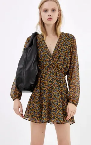 ✨ZARA PRINTED SHORT DRESS✨ thumbnail 1