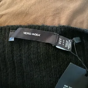 NWT Vero Moda Vmjoleen Sweater Tank Black Size Small thumbnail 6