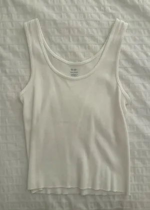 Brandy Melville Top thumbnail 1