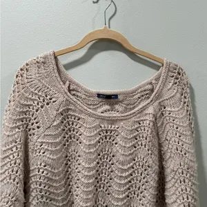 American Eagle Outfitters Cream Knit Sweater thumbnail 8