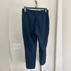 Lululemon On The Fly Woven Pants Navy Women’s 4 thumbnail 6