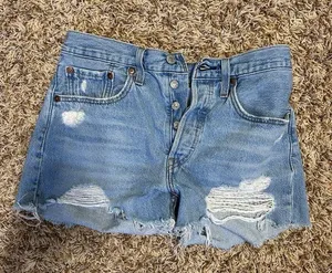 Levi’s 501 Shorts thumbnail 1