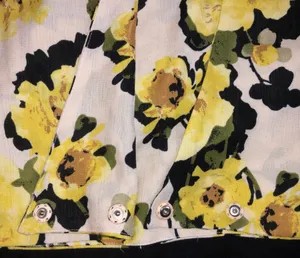 NWT J.O.A Floral Cropped Blouse - Medium thumbnail 3