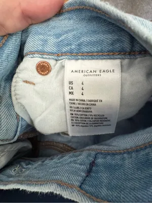 American Eagle Highest Rise Baggy Denim shorts thumbnail 4