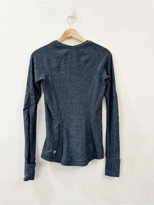 Lululemon Women's Roundful Long Sleeve Shirt Size 6 thumbnail 5