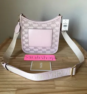 Purse thumbnail 3
