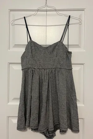 Romper thumbnail 1