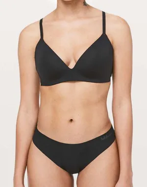 💙Lululemon Take Shape Black Bra Padded‎ Wireless 32C thumbnail 1