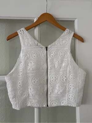 Women's White Crochet Lace Square-Neck Crop Top thumbnail 3