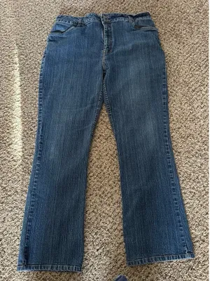 Halston Women's Stretch Medium Wash Jeans Size 16‎ thumbnail 1