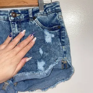 LUCKY Brand Ripped Shorts thumbnail 2