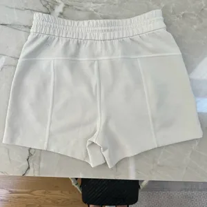 Lululemon Softstreme High-Rise Short 4" thumbnail 3
