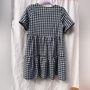 Elegant Black and White Checkered Midi Dress thumbnail 6
