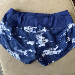 Oiselle Women's Blue/White Geometric Running Shorts Zip Pocket 2" Inseam thumbnail 5
