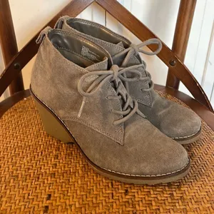 White Mountain Lambert genuine suede wedge lace up booties 8.5 thumbnail 2