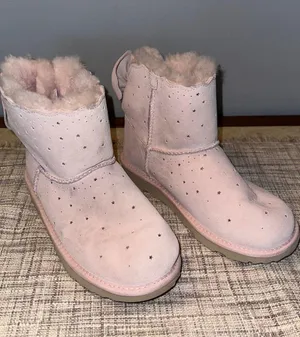 UGG Boots thumbnail 1