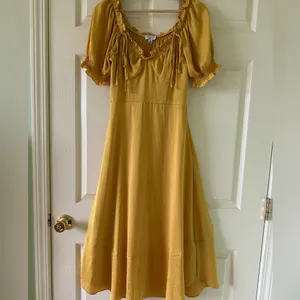 👗🌺Anthropologie Yellow Midi Dress M 6 8 Boho Cottagecore Puff Sleeve Ruffle Trim thumbnail 14