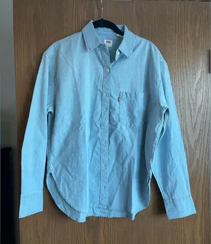 Levi's 100% Cotton Button Down thumbnail 1