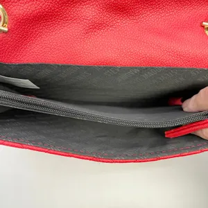 Steve‎ Madden Crossbody Bag Quilted Faux Leather Gold Chain Strap Going Out Chic thumbnail 8