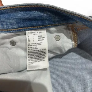 American Eagle Super High-Rise Baggy Straight Jeans thumbnail 6