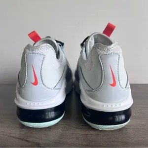 NIKE Women's Air Max Infinity 2 Shoe Size 7 #804 thumbnail 5