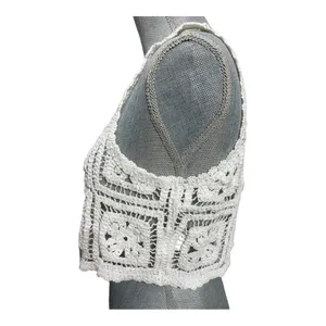 Crochet Knit Cropped Sleeveless Sweater Cardigan in white size M thumbnail 3