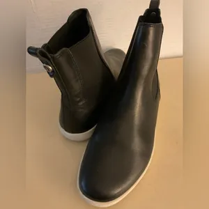 Frye women Black Leather Chelsea Booties with White Sole size 10 thumbnail 10