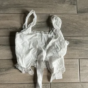 Dazy white tank top thumbnail 2