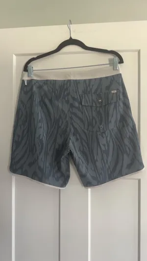 Vuori Size 30 Cruise 7” Board Shorts in Deep Sea Blue thumbnail 3