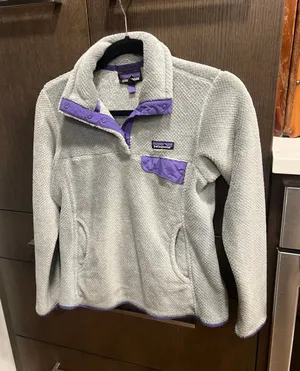 Patagonia Women's Re-Tool Snap-T Pullover in‎ a light gray purple women's small thumbnail 1