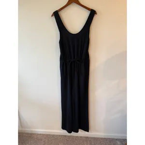 Barefoot Dreams Jumpsuit Medium Black Sleeveless Tie Waist Wide Leg Casual thumbnail 3