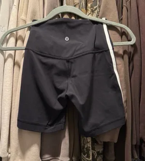 Lululemon Align Shorts 6” thumbnail 2