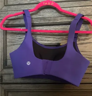 Lululemon bra thumbnail 1