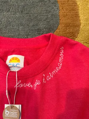 NWT C&C California Red Crewneck Sweatshirt Hearts Love Women’s Size Medium thumbnail 3