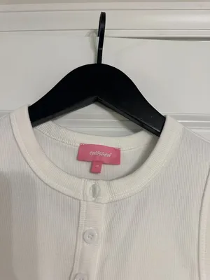 EDIKTED Basel Button Up Tank Top in White Size X-Small thumbnail 5