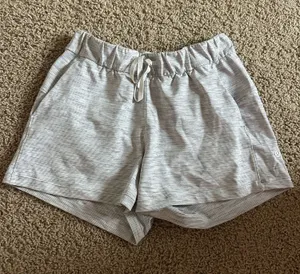 Lululemon On The Fly Shorts thumbnail 1