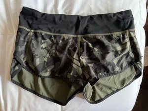 Lululemon Shorts thumbnail 2