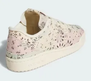 Adidas 80s Pastel Bandana Print Low-Top Sneaker 8.5 thumbnail 1