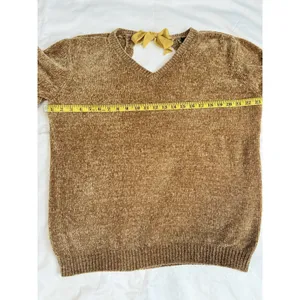 Buffalo Women’s David Bitton Yellow Knit Sweater Long Sleeve Cut Out Back Size L thumbnail 9