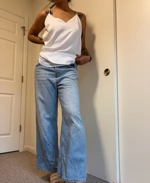 White blouse express thumbnail 2