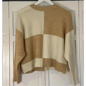 MNG Mango beige white checkered cropped sweater xs thumbnail 3