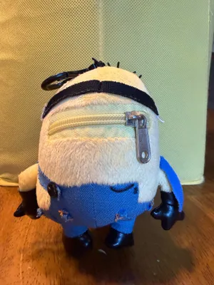 Disney The Despicable Me Minion Plush Keychain Coin Purse thumbnail 3