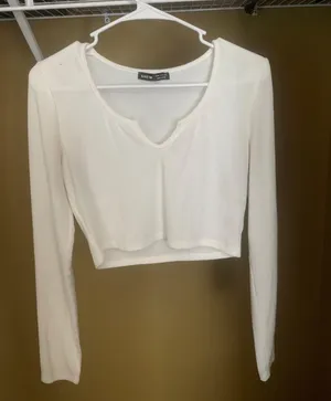 long sleeve crop top thumbnail 1