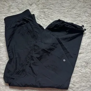 Lululemon Athletica Licence Black Women’s Mi-Rise Drawstring Joggers Size 12 thumbnail 15